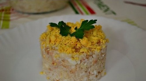 Салати з рибою і рисом