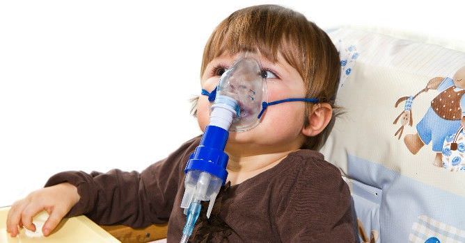 Чому виникає сухий гавкаючий кашель у дитини і чим його лікувати