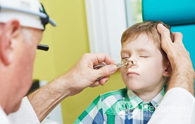 Дитина вдарився носом перша допомога та можливі ускладнення