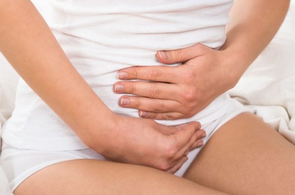 Може бути цистит причиною затримки місячних?