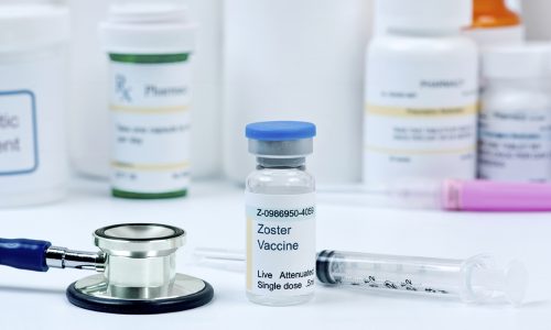 Симптоми і лікування герпесу в носі