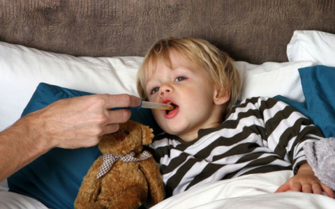 Як і чим лікувати гавкаючий кашель у дитини