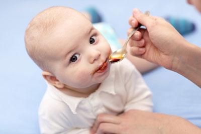 Як і чим лікувати кашель у дитини 6 місяців