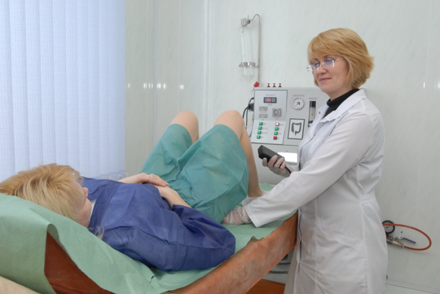 Гідроколонотерапія: очищення кишечника. Корисно або шкідливо?