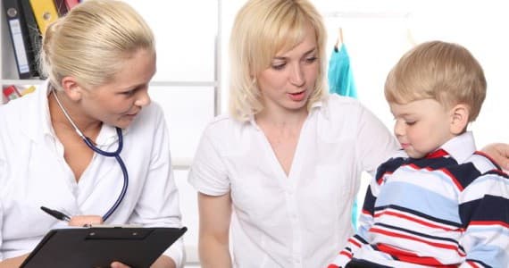 Чим лікувати густі соплі у дитини і дорослого